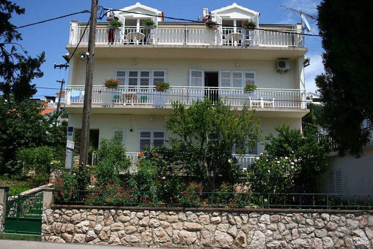 Apartments By The Sea Tisno, Murter - 5141 Екстериор снимка