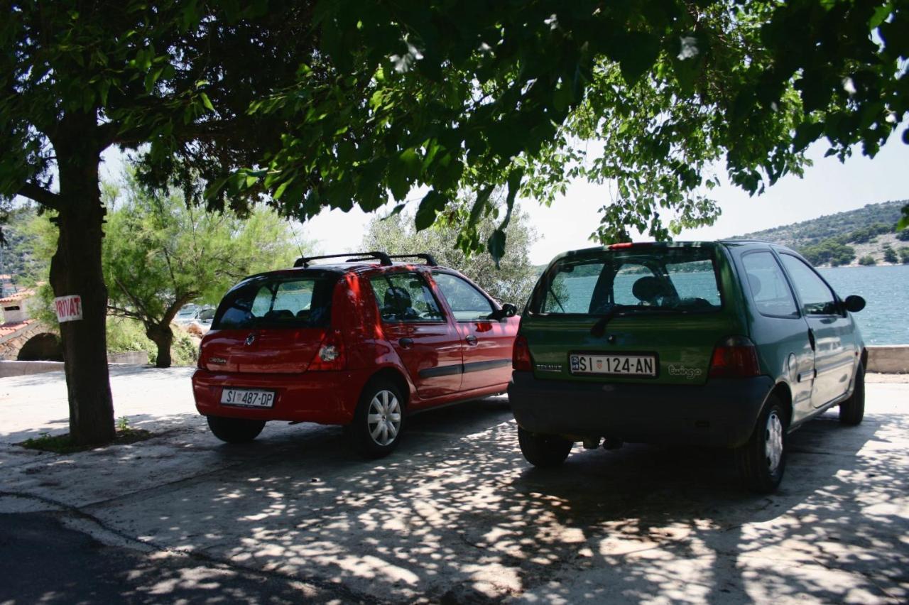 Apartments By The Sea Tisno, Murter - 5141 Екстериор снимка